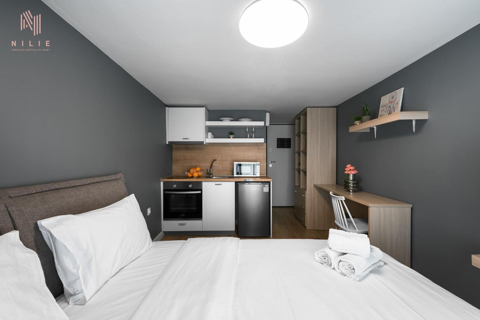 Denizen Penthouse, Nilie Hospitality Mgmt Lägenhet Thessaloníki Exteriör bild